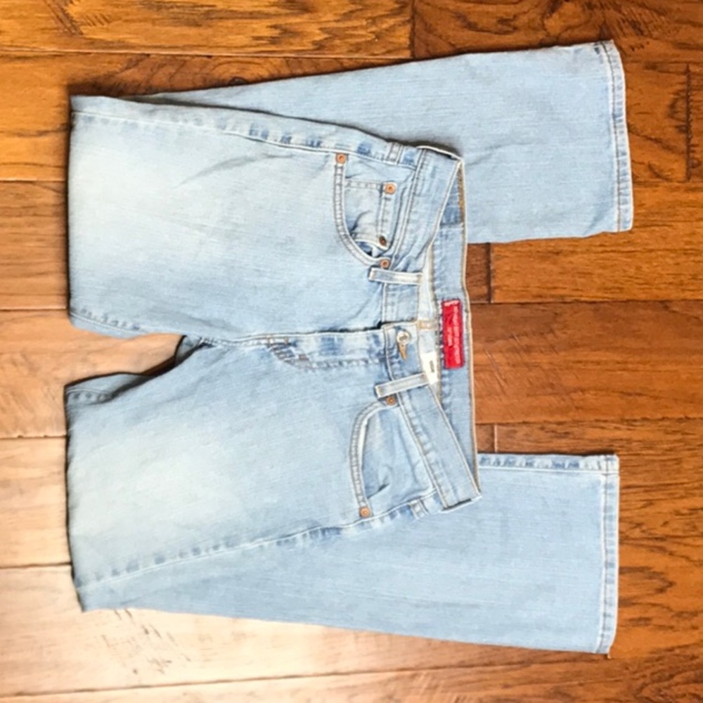 Vintage Levi 515 red label jeans